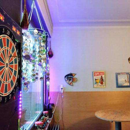 Vakantiewoning In Mol Centrum Met Eigen Bar "Casacuriosa" Bagian luar foto