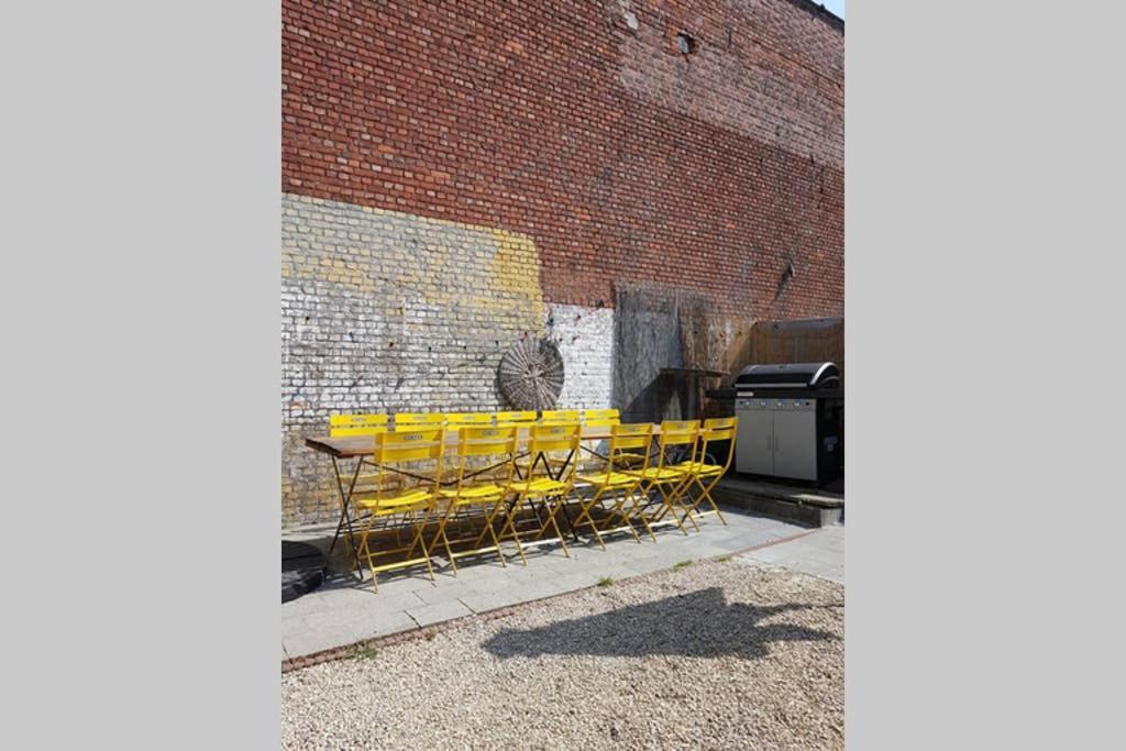 Vakantiewoning In Mol Centrum Met Eigen Bar "Casacuriosa" Bagian luar foto