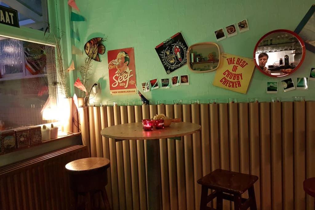 Vakantiewoning In Mol Centrum Met Eigen Bar "Casacuriosa" Bagian luar foto