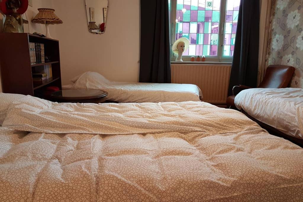 Vakantiewoning In Mol Centrum Met Eigen Bar "Casacuriosa" Bagian luar foto