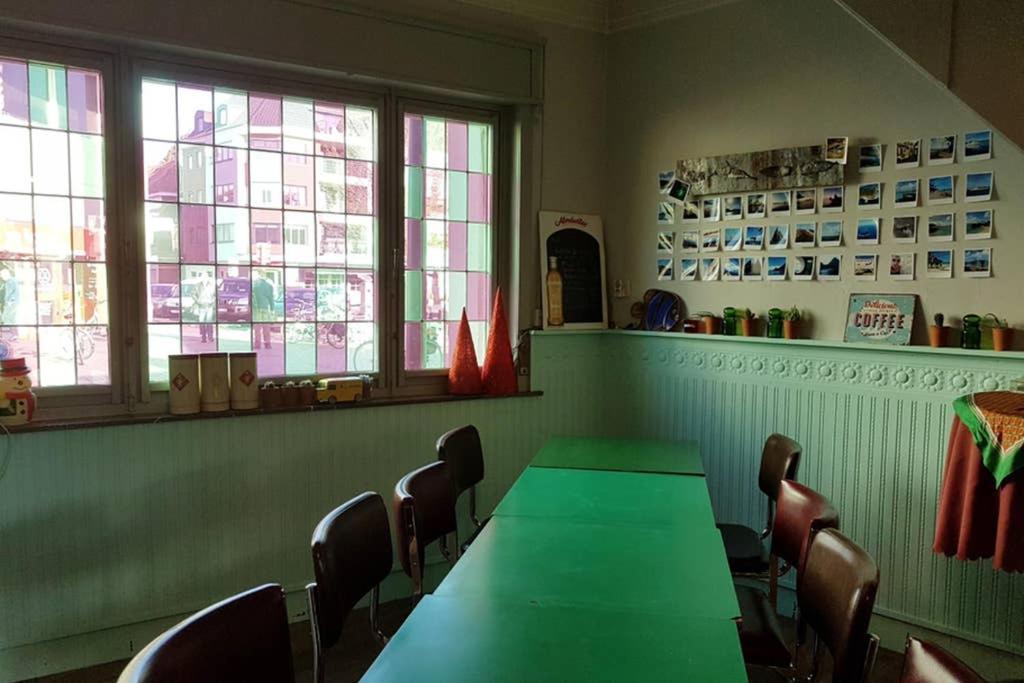 Vakantiewoning In Mol Centrum Met Eigen Bar "Casacuriosa" Bagian luar foto